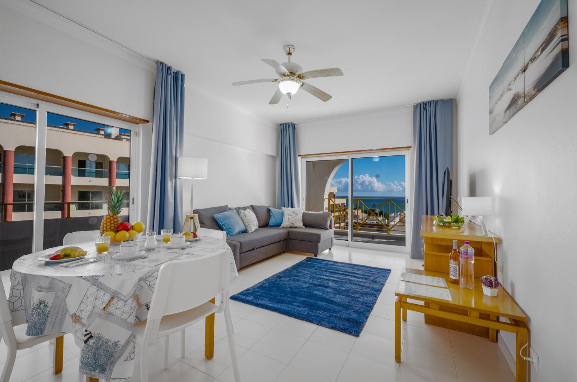 Casa Azul 3 - Senhora Da Rocha, Algarve Apartment
